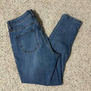 Ava & Viv high rise skinny jeans. Size 16.